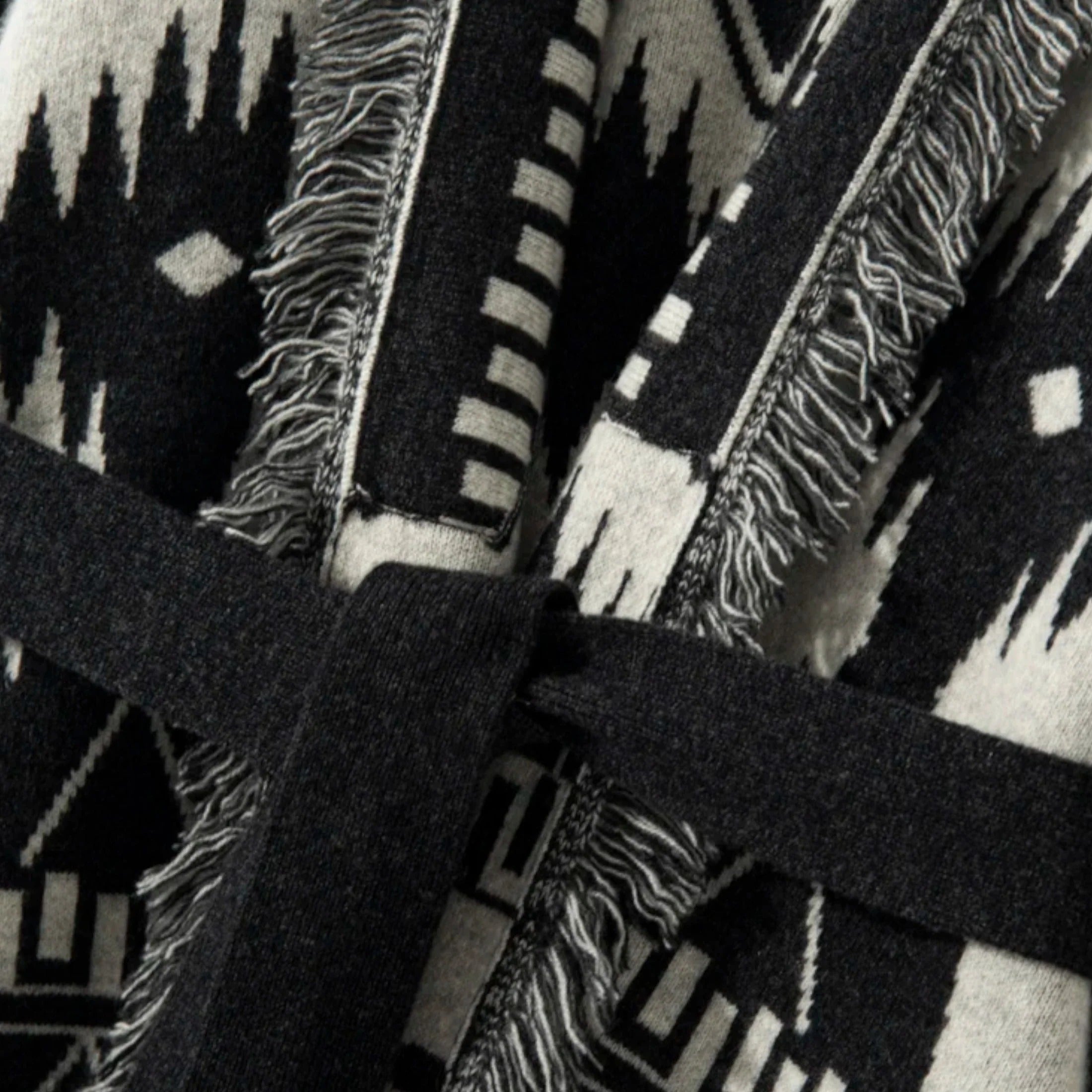 Women’s Cashmere Jacquard Cardigan